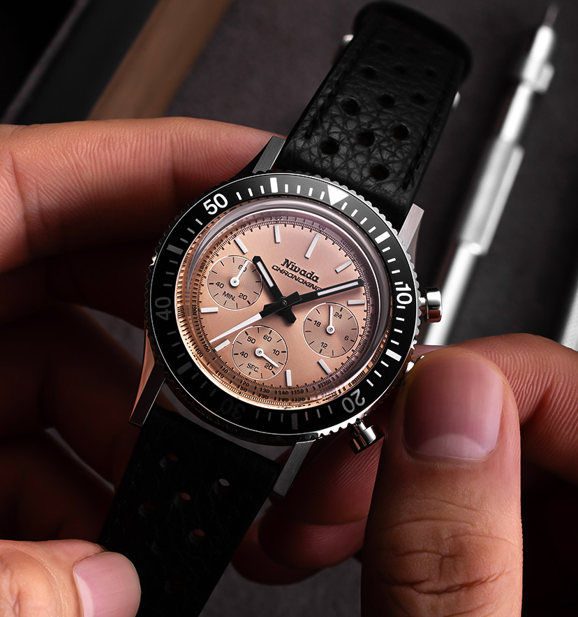 時計 styles Presenting The Nivada Grenchen Chronoking Mecaquartz Salmon In Steel